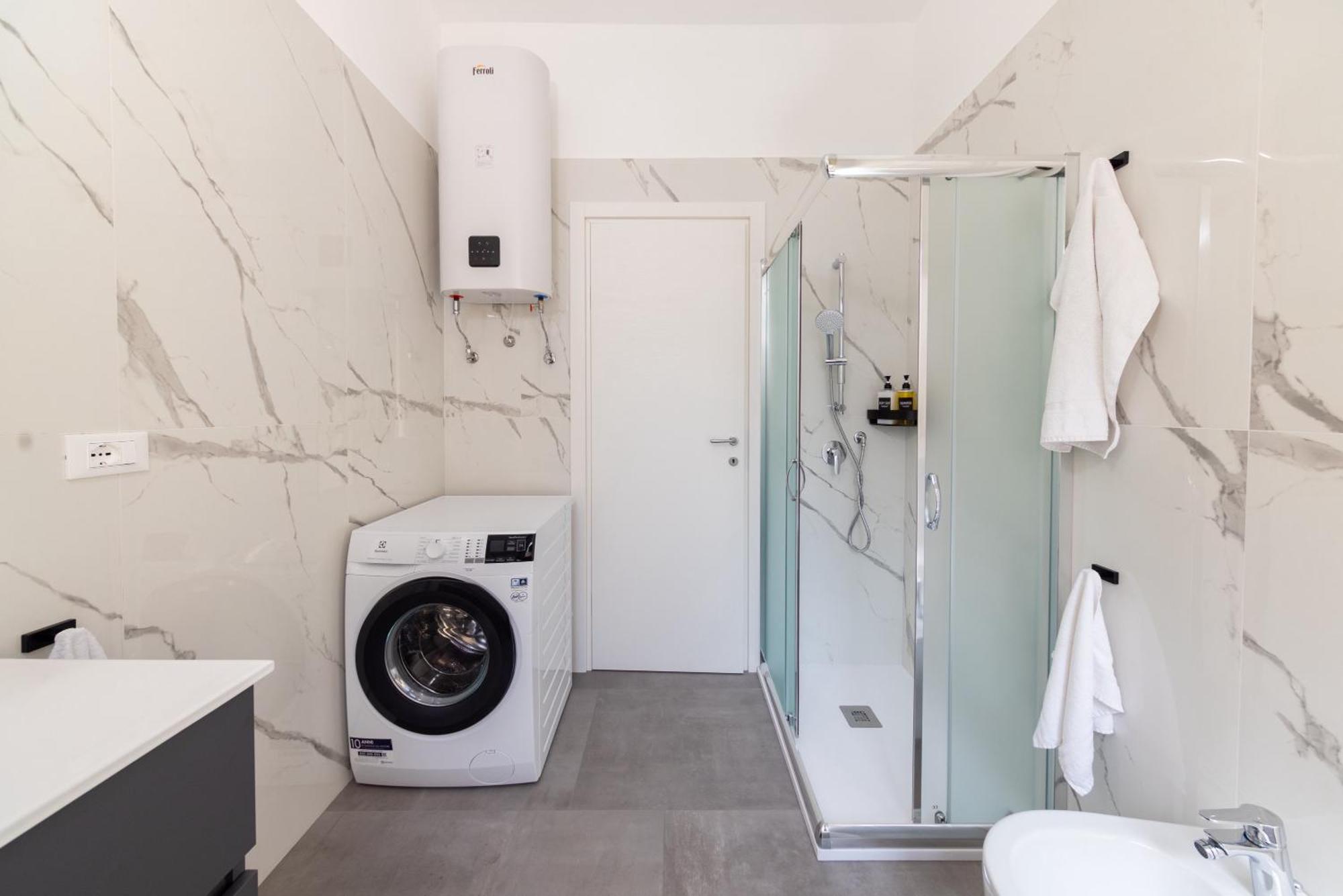 Cariddi Apartment Месина Екстериор снимка